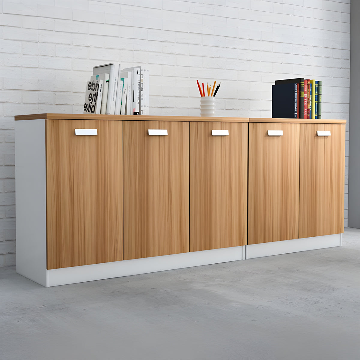 大容量 扉付き ホコリ防止 バイカラーデザイン 木目調 厚い棚板 キャビネット 収納キャビネット 落ち着き 洗練 シンプル カスタマイズ可能 CWG-C063