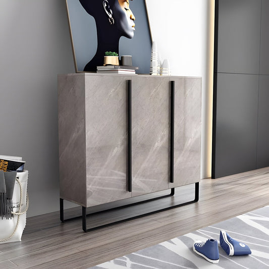 多段式　大容量　分類収納　可動棚板　ベニヤ合板　高密度　耐久性　U字型スチールフレーム　安定性　蝶番　下駄箱　シューズボックス　玄関収納　落ち着き　実用　洗練　XG-C075